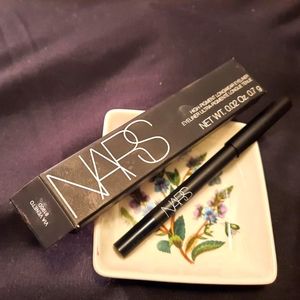 NARS Black Eyeliner in "Via Veneto